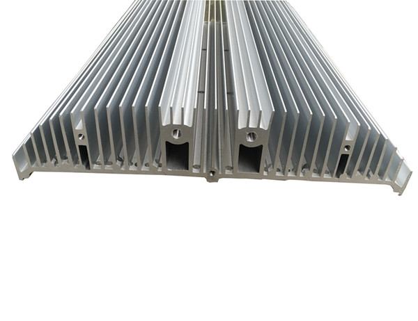 SPL-240（路燈散熱器）